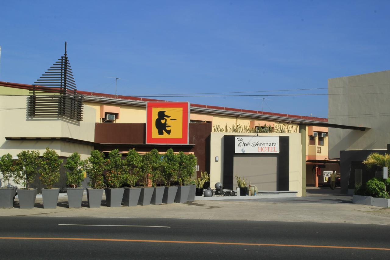 One Serenata Hotel Bacao Cavite Exterior foto